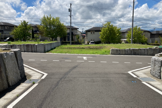 通り抜けを防ぐ通路